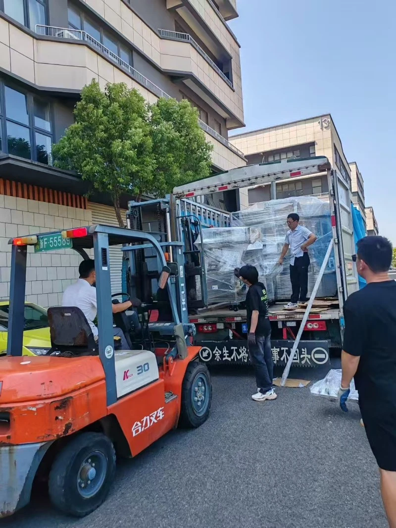 Hdpe Shampoo Bottle Double Side Labeling Machine