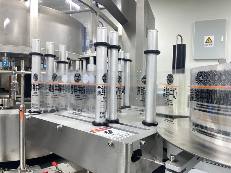 Milk Bottle Self Adhesive Labeling Machine